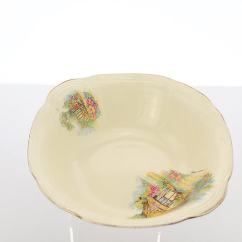 J. Fryer and Son (England) "A Somerset Cottage" serving bowl Servingware Coco Retrotique