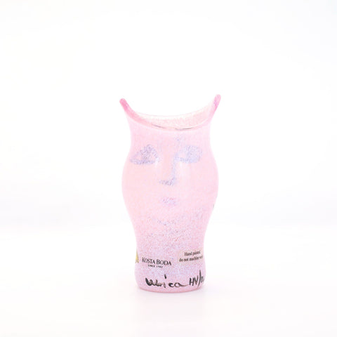 Kosta Boda (Sweden) "Open Minds" pink mini vase with face designed by Ulrica Hydman-Vallien Glass Coco Retrotique