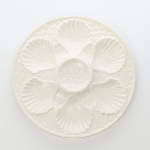 Longchamp (France) cream oyster dish with basket weave design Servingware Coco Retrotique