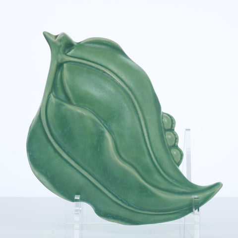 Pates Pottery (Australia) green gum leaf wall pocket or vase Wall Decor Coco Retrotique