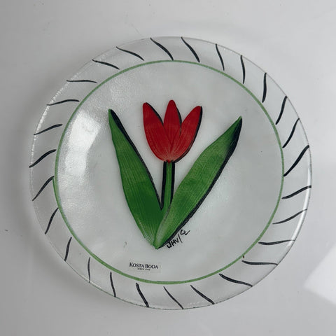Kosta Boda (Sweden) Tulipa, Ulrica Hydman Vallien red tulip plate 18 cm diameter