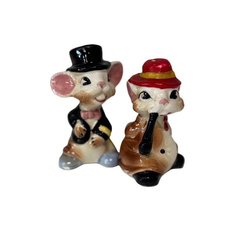 Vintage (Japan) 1950's mouse salt and pepper shakers
