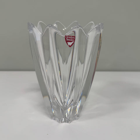 Orrefors (Sweden) "Fleur" ribbed crystal vase designed by Jan Johansson 14cm
