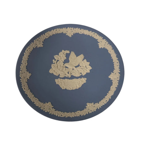 Wedgwood (England) 1980 Mother's Day Plate