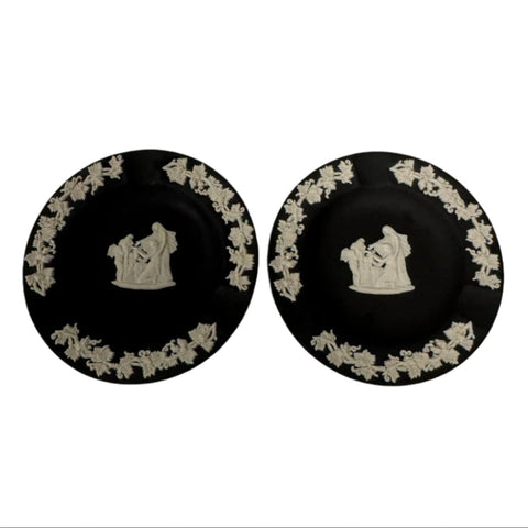 Wedgwood (England) black Jasperware Aurora Greek round trinket dish | Ashtray