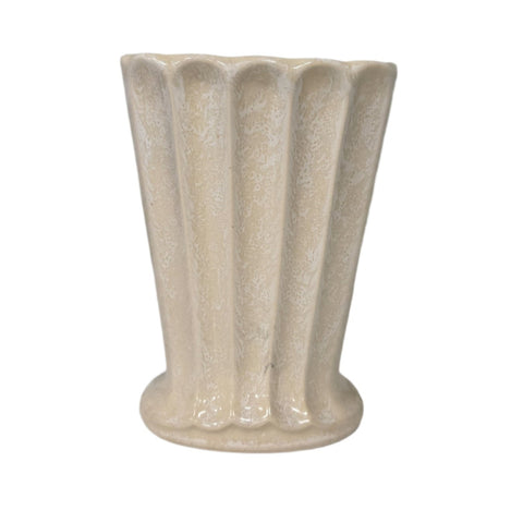 Vintage Diana (Australia) style pottery vase V116