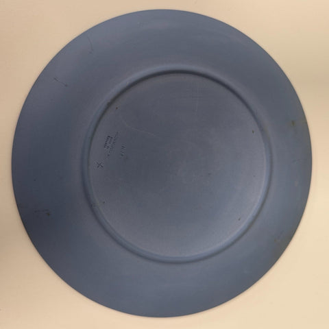 Wedgwood (England) 1977 Christmas Plate