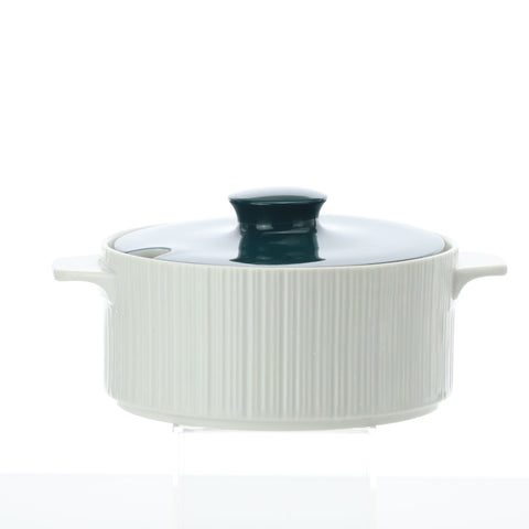Rosenthal (Germany) white casserole dish with dark green lid Servingware Coco Retrotique