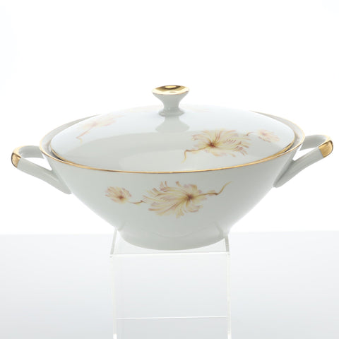 Westminister (Australia) "Golden Wheat" casserole dish with lid Servingware Coco Retrotique
