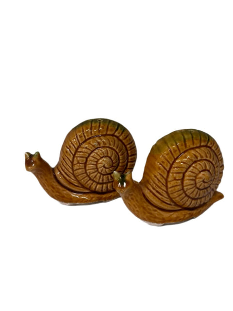 Snail (Japan) salt and pepper shakers