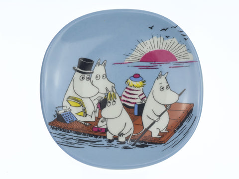 Arabia Finland, Moomin wall plate - Moomin family on a Float Plate Coco Retrotique