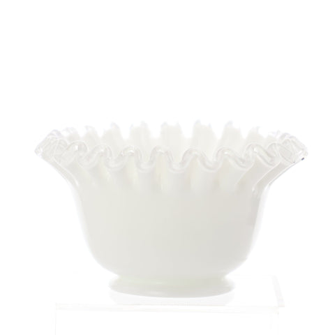 Fenton (USA) milk glass tea cup and saucer Tea and Coffee Service Coco Retrotique