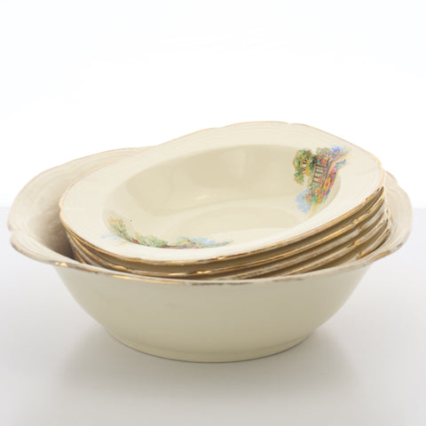 J. Fryer and Son (England) "A Somerset Cottage" serving bowl Servingware Coco Retrotique