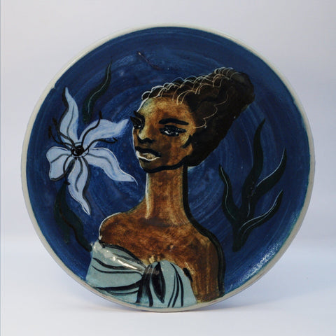 Martin Boyd, medium plate - Lady in wrap with flower Plate Coco Retrotique