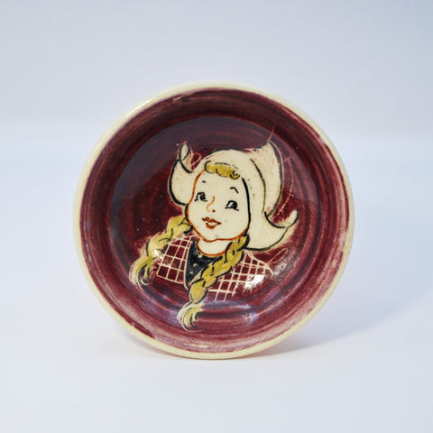 Martin Boyd, pin dish - Milk maid with plaits Plate Coco Retrotique
