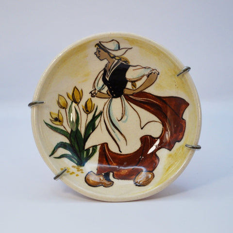 Martin Boyd, small plate - Milk maid in brown dress Plate Coco Retrotique