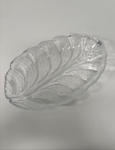 Orrefors (Sweden) "Eden" long shallow glass leaf plate designed by Lars Hellsten 27cm