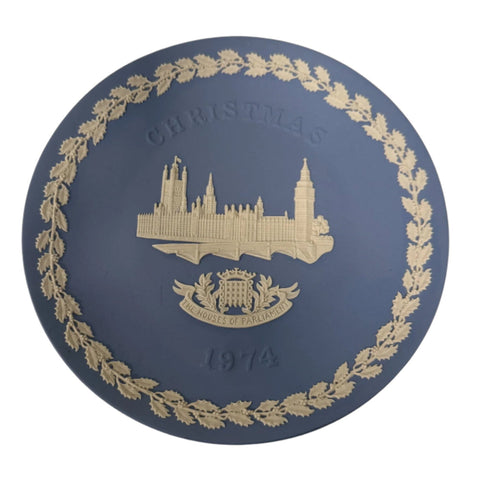 Wedgwood (England) 1974 Christmas Plate