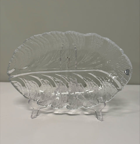 Orrefors (Sweden) "Eden" long shallow glass leaf plate designed by Lars Hellsten 27cm